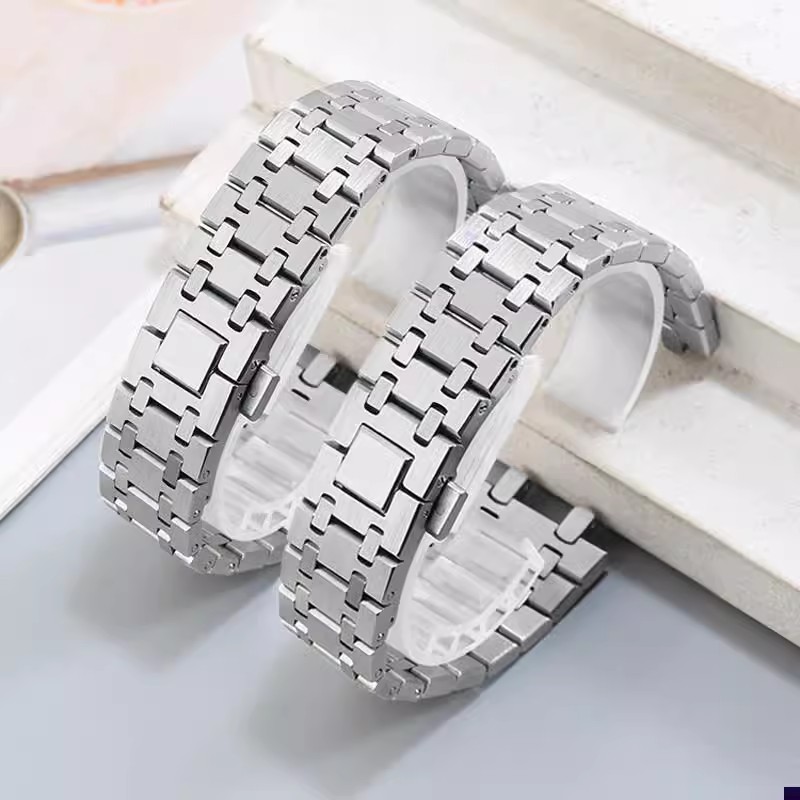 Bracciale in argento in acciai - Audemars Piguet Watch Royal Oak recensione e prezzo